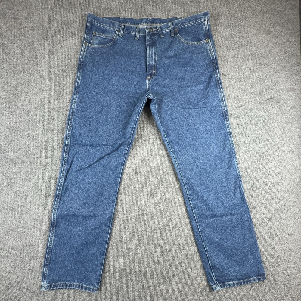 Wrangler Rugged Wear Jeans‎ Mens 44x34 Blue Relaxed Straight Denim 1035001AI